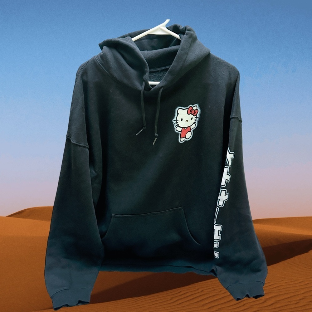 Hello Kitty Women’s Black Hoodie size L